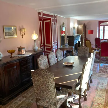 Avec Grand Et Park Arbore