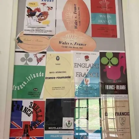 Avec Grand Et Park Arbore *