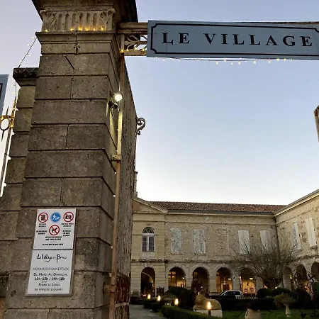 Дом отдыха Avec Grand Et Park Arbore