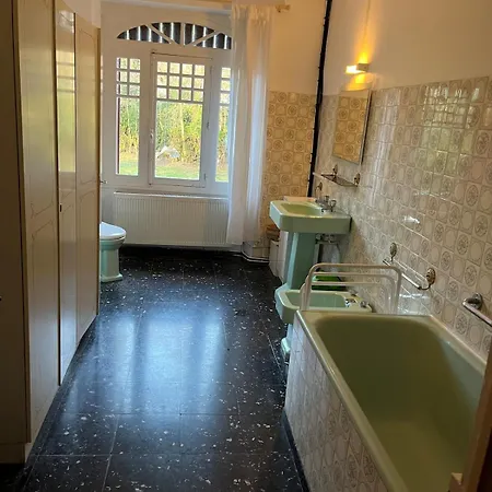 Prázdninový dům Avec Grand Et Park Arbore *