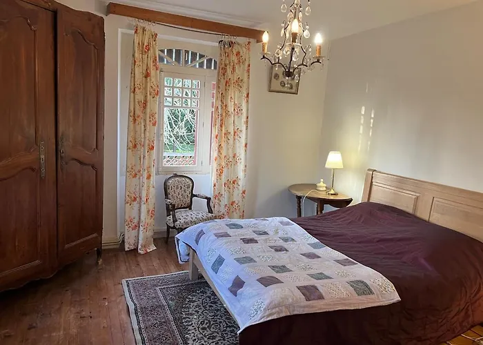 Сasa de vacaciones Avec Grand Et Park Arboré *