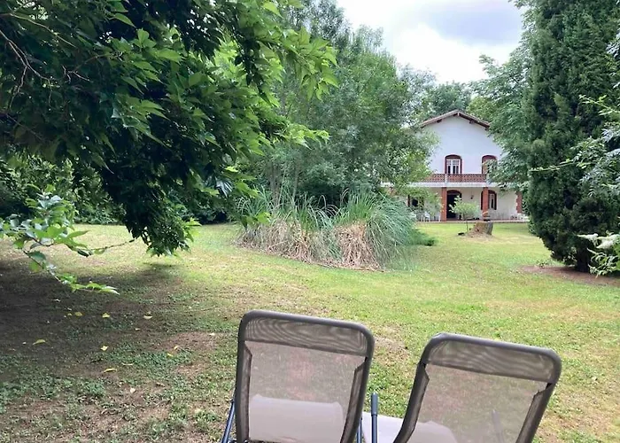 Avec Grand Et Park Arboré Montestruc-sur-Gers